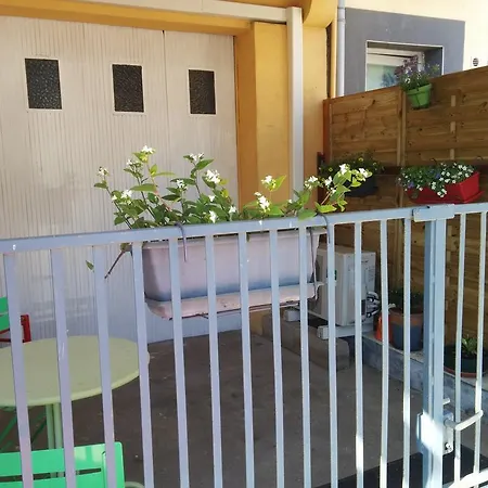 Araur Hotel 2*